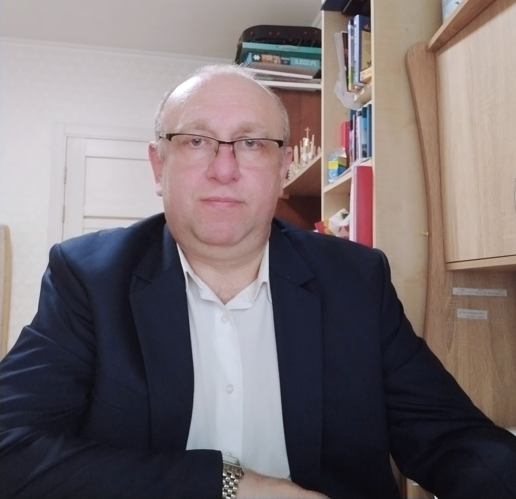 Бондар Юрій Михайлович